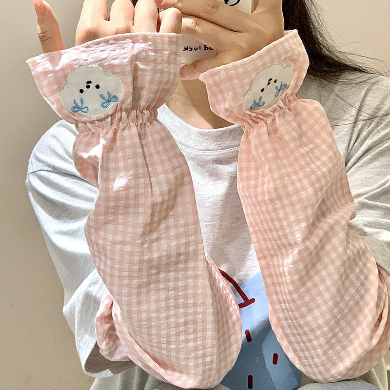 Arm cuffs with sweet dog appliqué design Bowlift