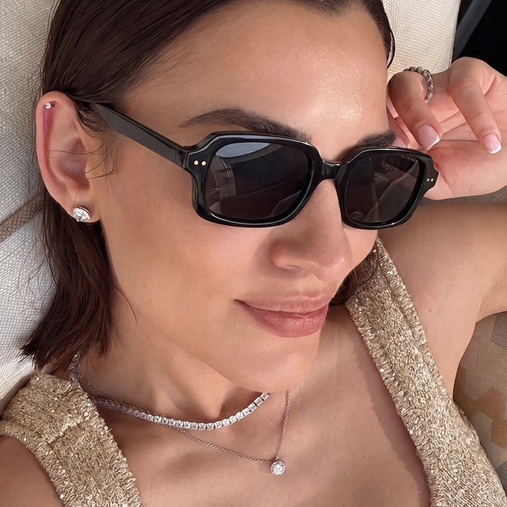 Ladies stylish square sunglasses with striking accents Bowlift