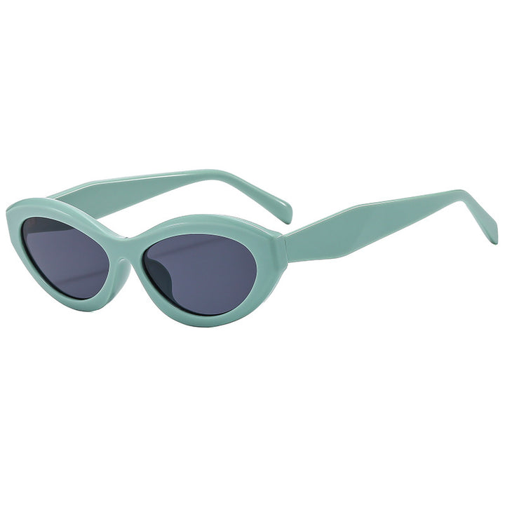 Ladies Elegant Cat-Eye Sunglasses with Protective UV Filter Bowlift
