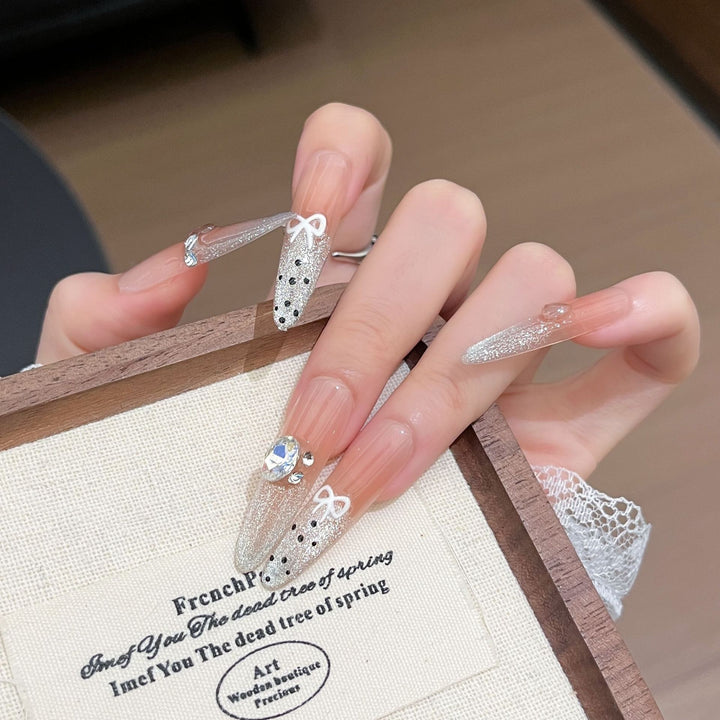 Glittering Decorative Press-On Nail Art Bowlift
