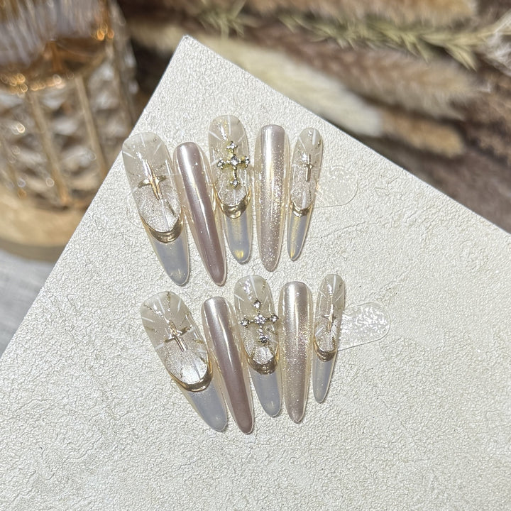 Glamorous Stiletto Press-On Nail Set with Artistic Accents Bowlift