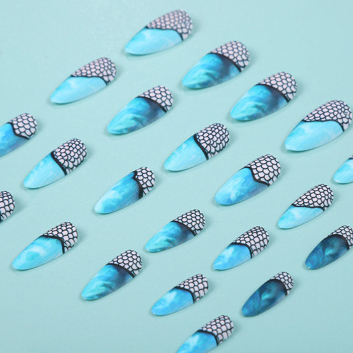 Carefully Designed Art Nails Bowlift