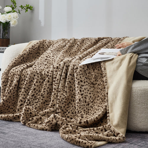 Women Cozy and Stylish Blanket Bowlift