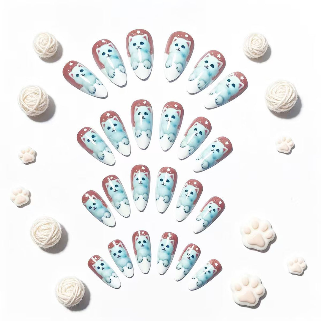 Creative artificial nails with playful cat design Bowlift
