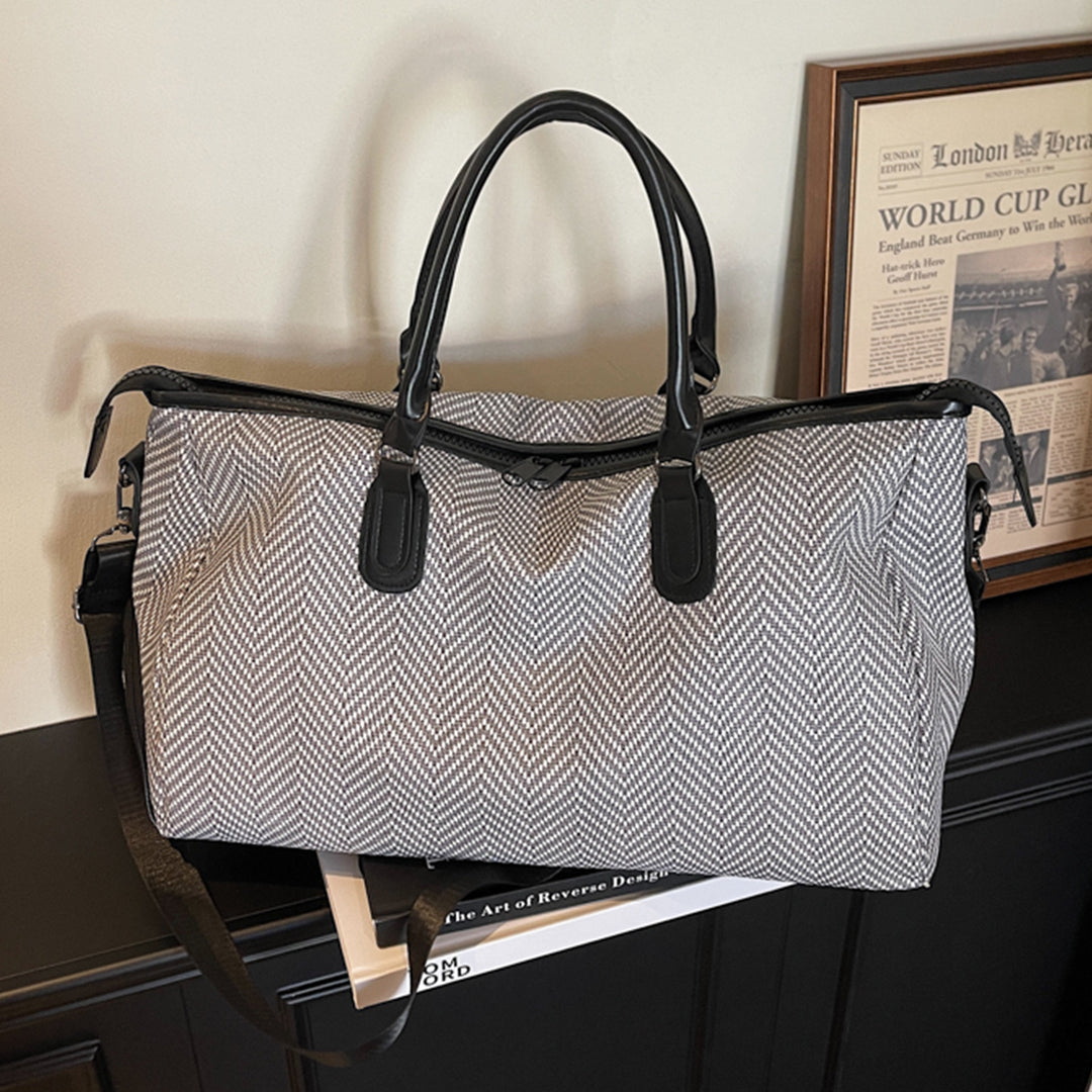 Elegant Travel Bag with Innovative Compartment Design Bowlift