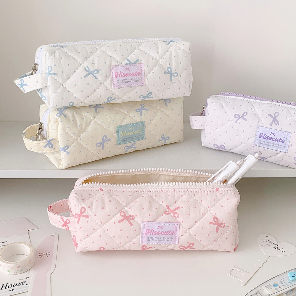 Quilted Pencil Case with Zipper Bowlift