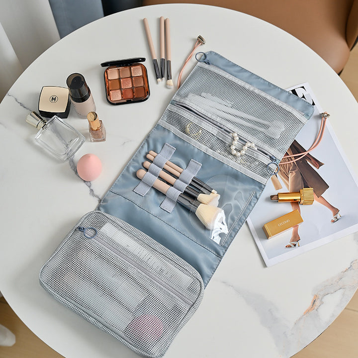 Women’s Make-up Bag Bowlift