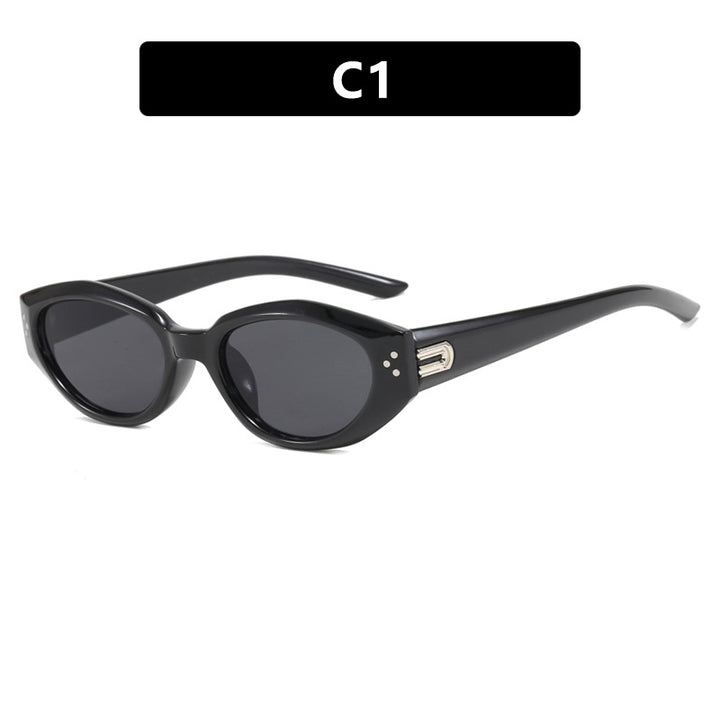 Women Cat-Eye Sunglasses with accentuated transparent frame and UV protection Bowlift