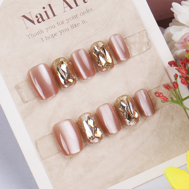 Glamorous Press-On Nail Art Set with Rhinestone Accents Bowlift