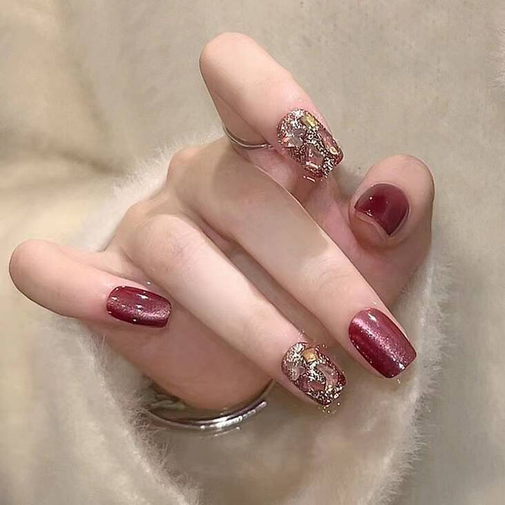 Artistic Glitter-Embellished Press-On Nail Set Bowlift