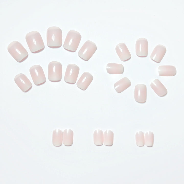 Artificial nail with elegant ombre effect Bowlift