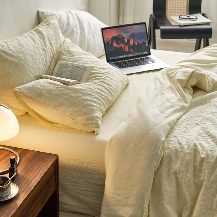Washed Cotton-Linen Quilted Bedspread and Pillow Sham Set