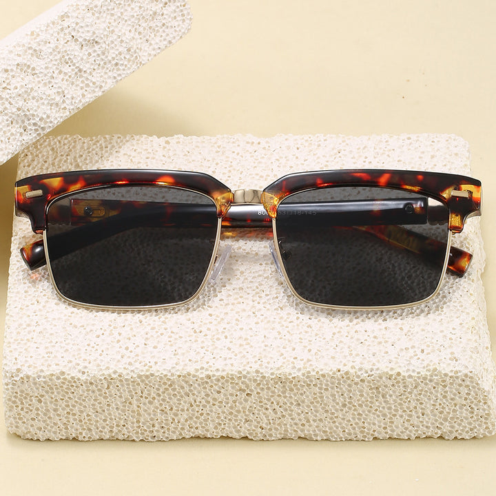 Fashion sunglasses with square frame and stylish design Bowlift