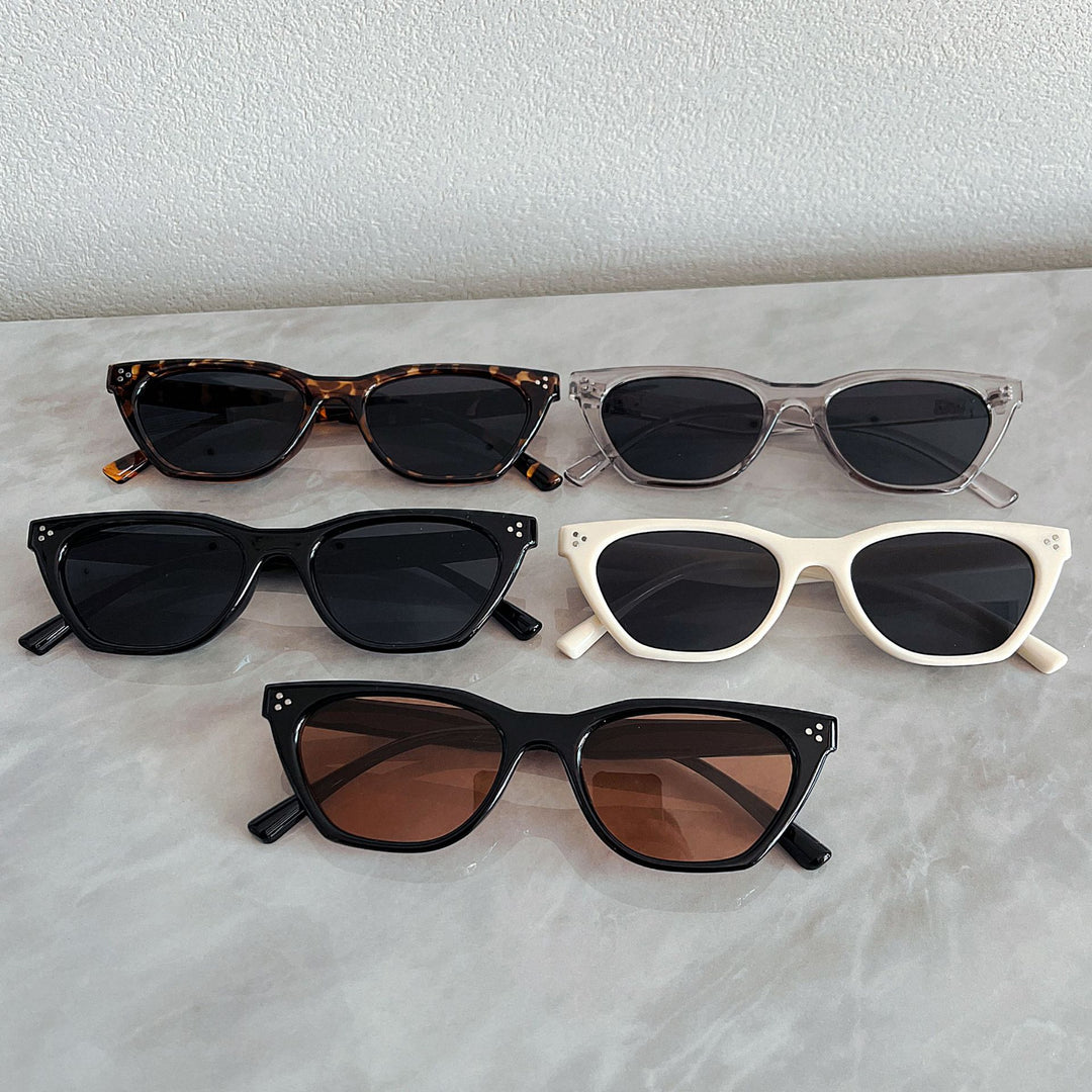 Ladies fashionable retro sunglasses with elegant design Bowlift