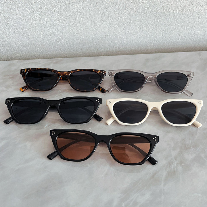Ladies fashionable retro sunglasses with elegant design Bowlift