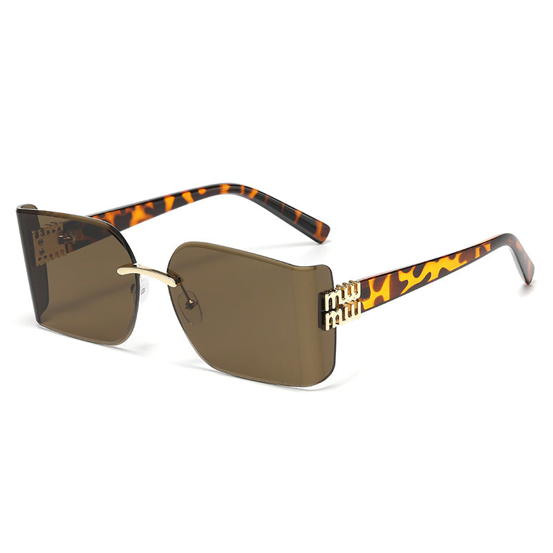 Elegant Oversized Square Sunglasses
