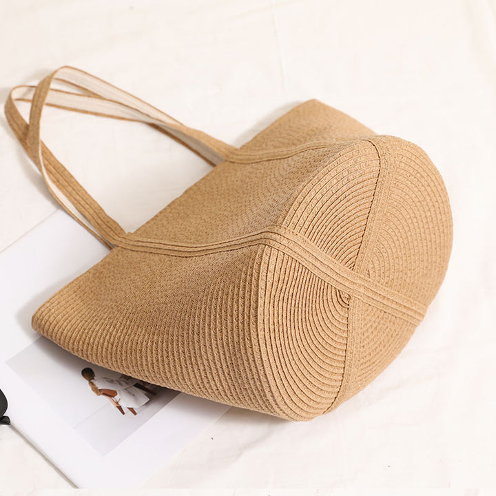 Practical Tote Bag with Structured Design Bowlift