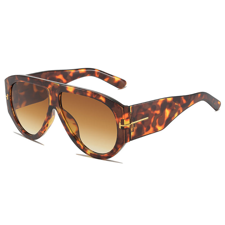 Fashion-Forward Oversized Shield Sunglasses Bowlift