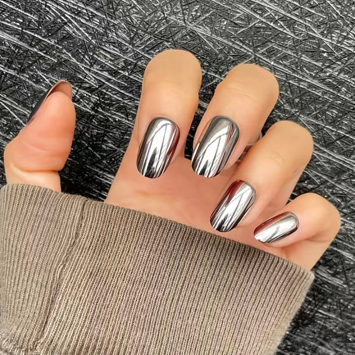 Metallic Glossy Press-On Nail Set Bowlift