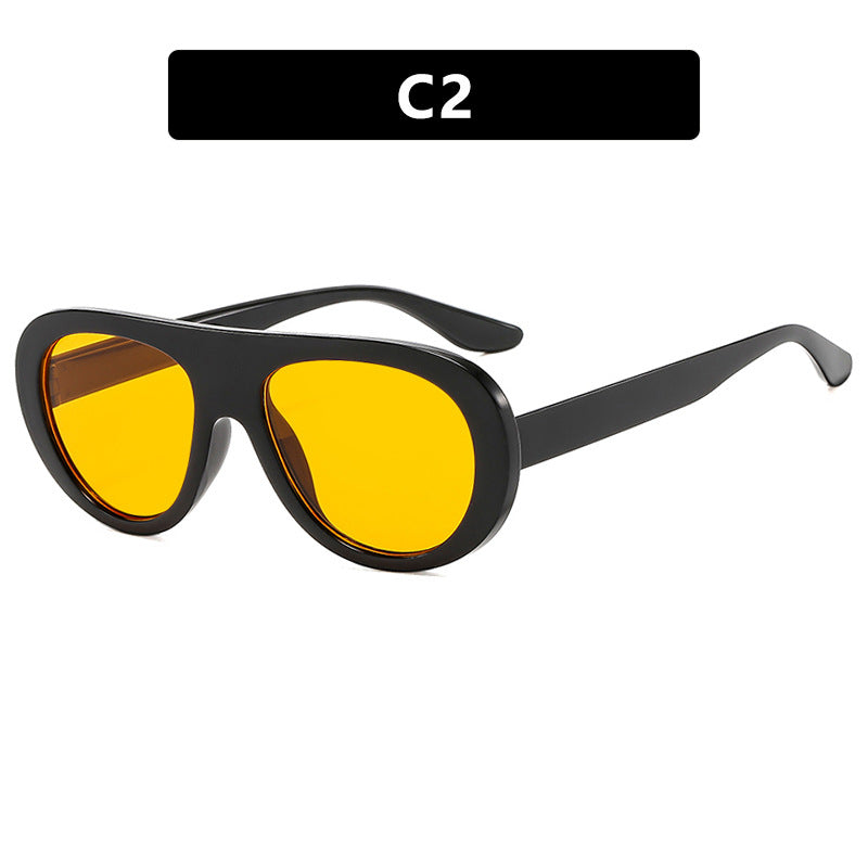 Women's fashionable oversized sunglasses with protective UV filter Bowlift