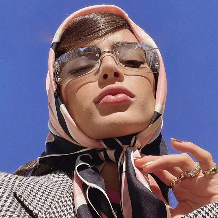 Women's futuristic, sleek Shield sunglasses Bowlift