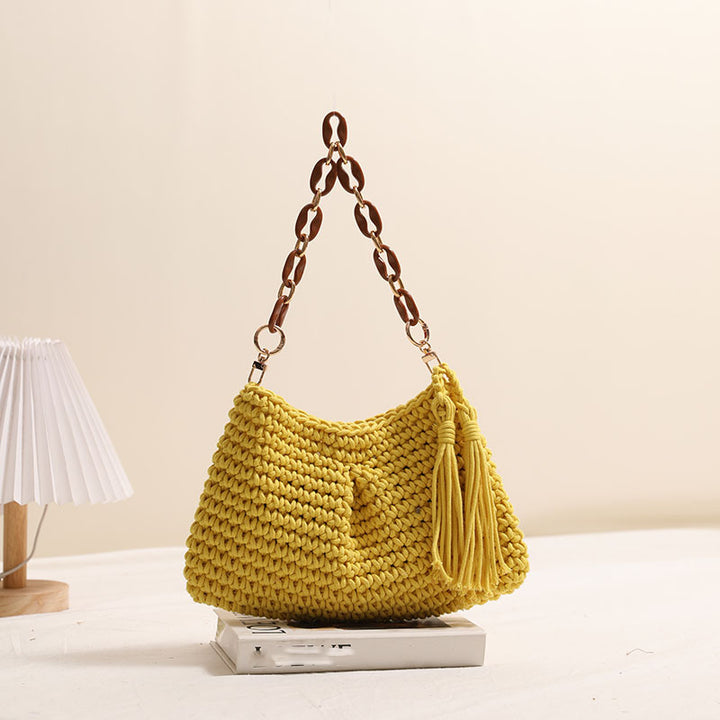 Handcrafted macrame bag with fashionable fringes Bowlift