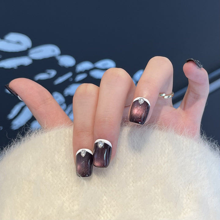 Elegant Gel Press-On Nail Set with Rhinestone Details Bowlift
