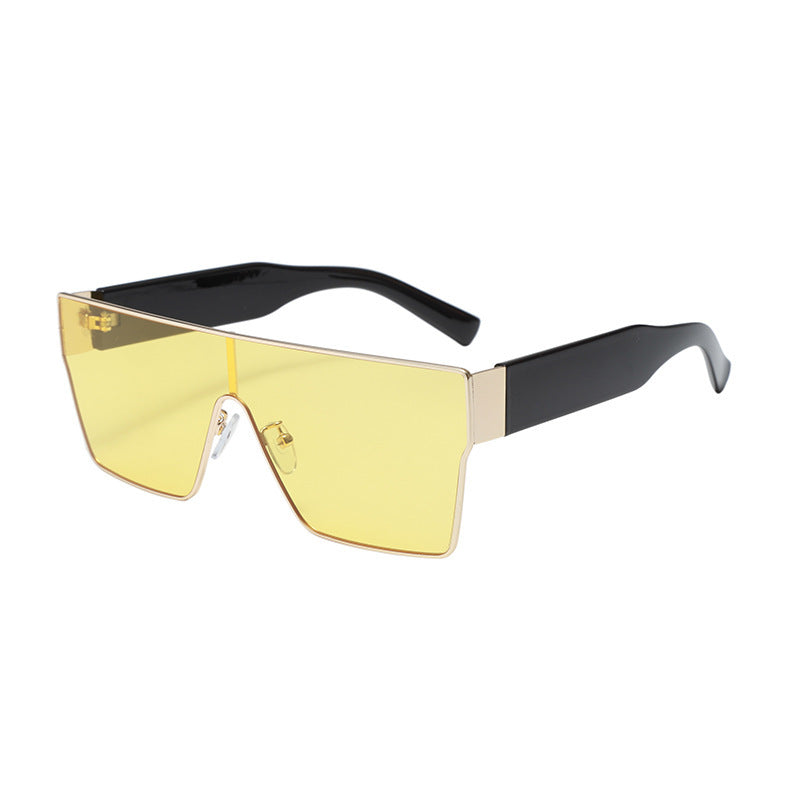 Women’s fashionable visor-like sunglasses with innovative frame Bowlift