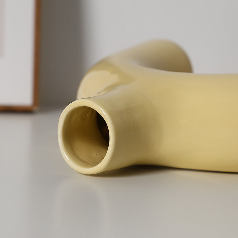 Stylish and creative ceramic vase Bowlift