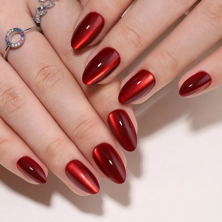 High-quality artificial nails in elegant glossy design Bowlift