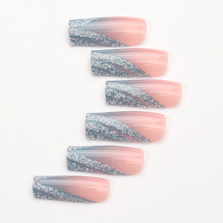 Glamorous Press-On Nail Tips Bowlift