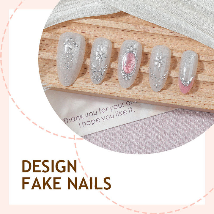 Artificial nail set with glamorous floral and metallic accents Bowlift