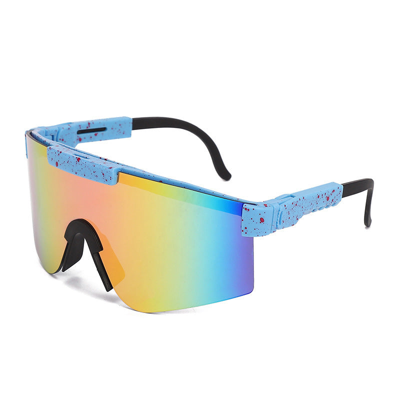 Women's Sporty Statement Sunglasses in Modern Design Bowlift