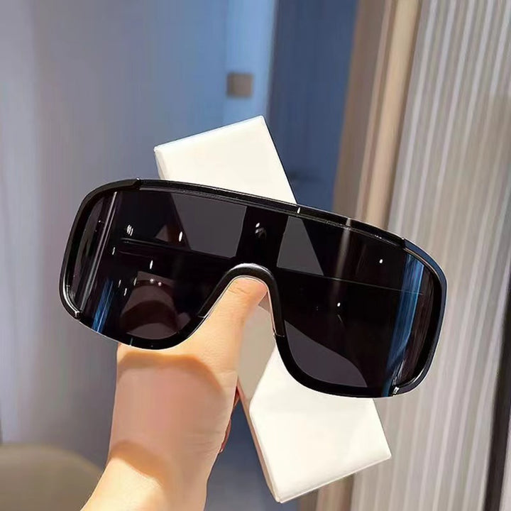 Sporty Wrap-Around Sunglasses Bowlift