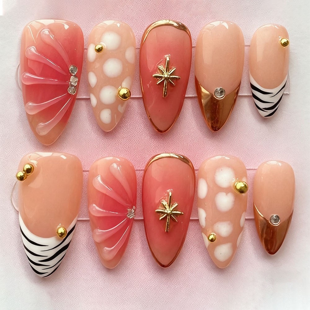 Artful Nail Tips Set with Leaf Accents Bowlift