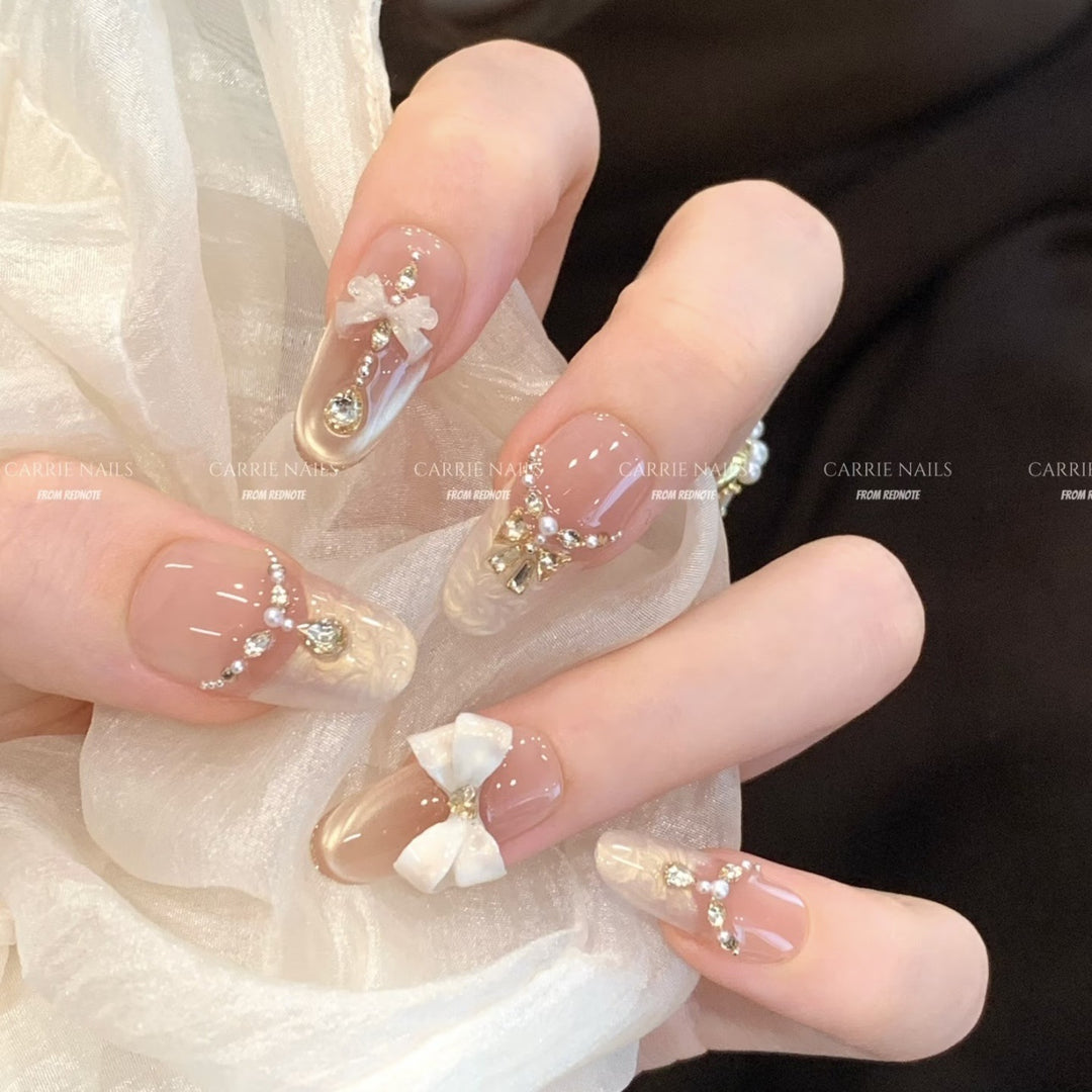 Elegant Rhinestone Press-On Nail Set Bowlift