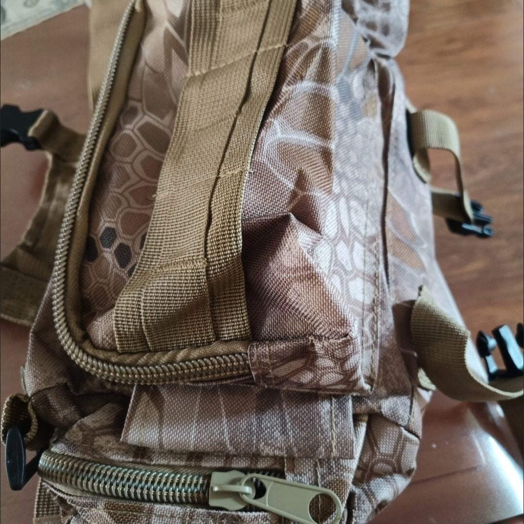 Tactical Travel Bag Bowlift