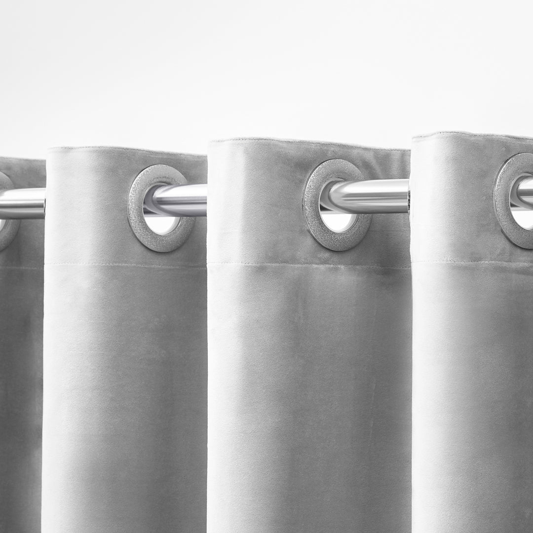 Velvet Grommet Top Curtain Bowlift