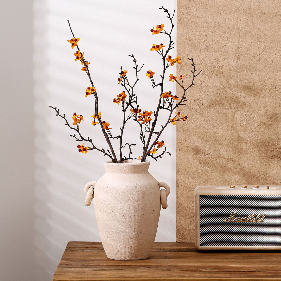 Antique ceramic vase with texture Bowlift
