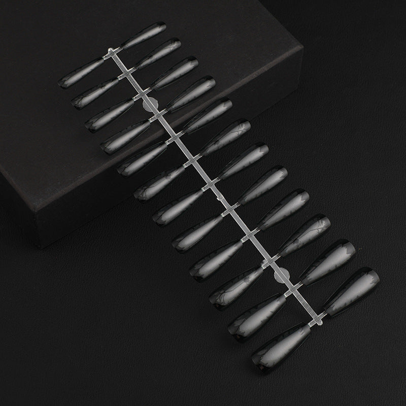 Artificial nails in elegant design Bowlift
