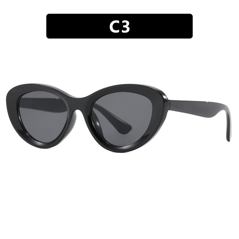 Women's Cat-Eye Sunglasses in Unique Design Bowlift
