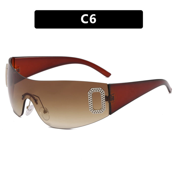 Ladies sporty fashionable sunglasses with elegant design and UV protection Bowlift
