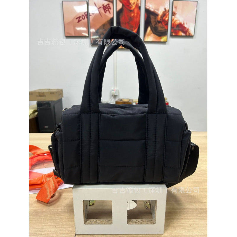Fashionable Wearable Handbag with Flexible Carrying System Bowlift