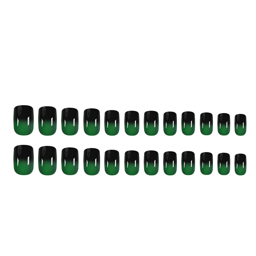 Artistically designed nail tips Bowlift