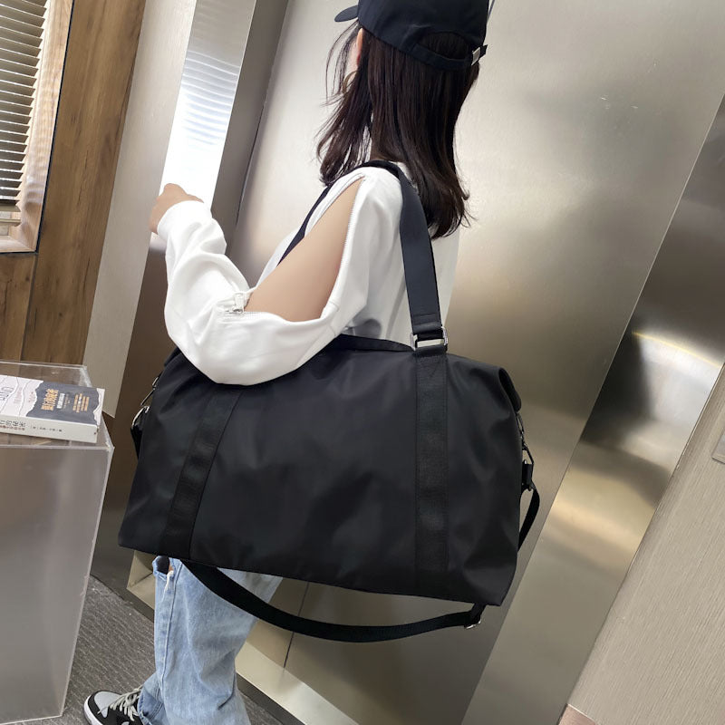 Sporty fitness and travel bag Bowlift