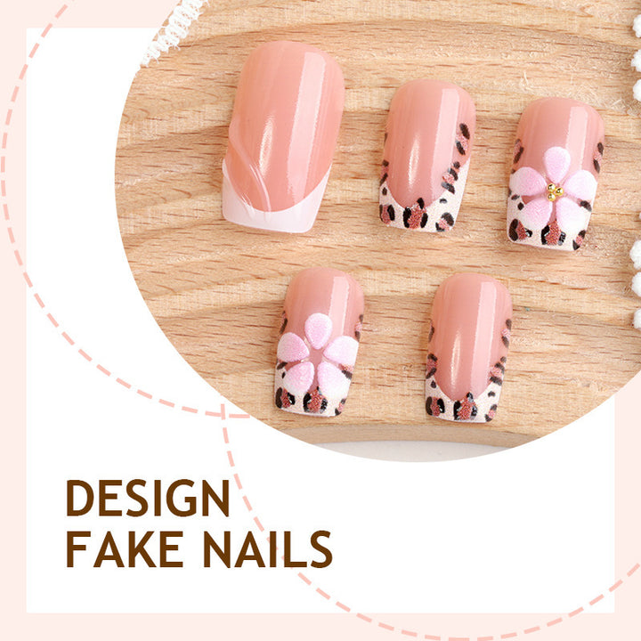 Creative Nail Art Set with Flower and Leopard Pattern Bowlift