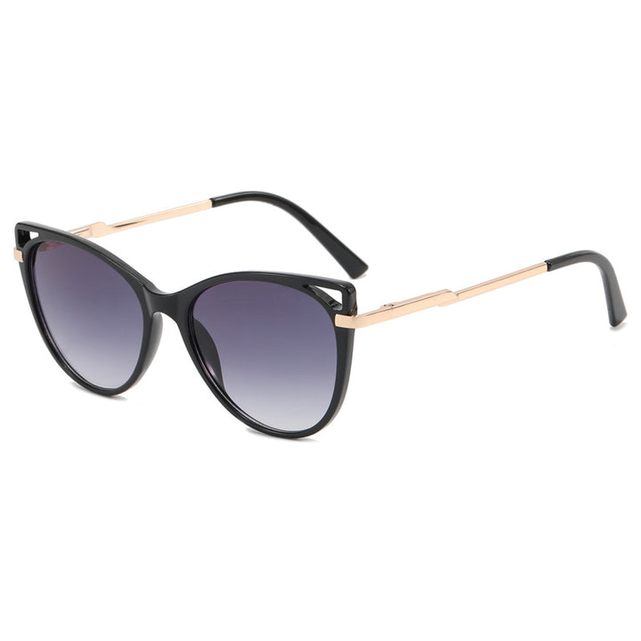 Ladies trendy cat-eye sunglasses with mirrored lenses Bowlift