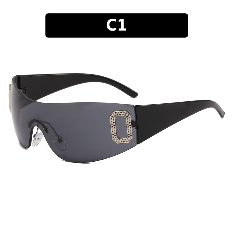 Ladies sporty fashionable sunglasses with elegant design and UV protection Bowlift
