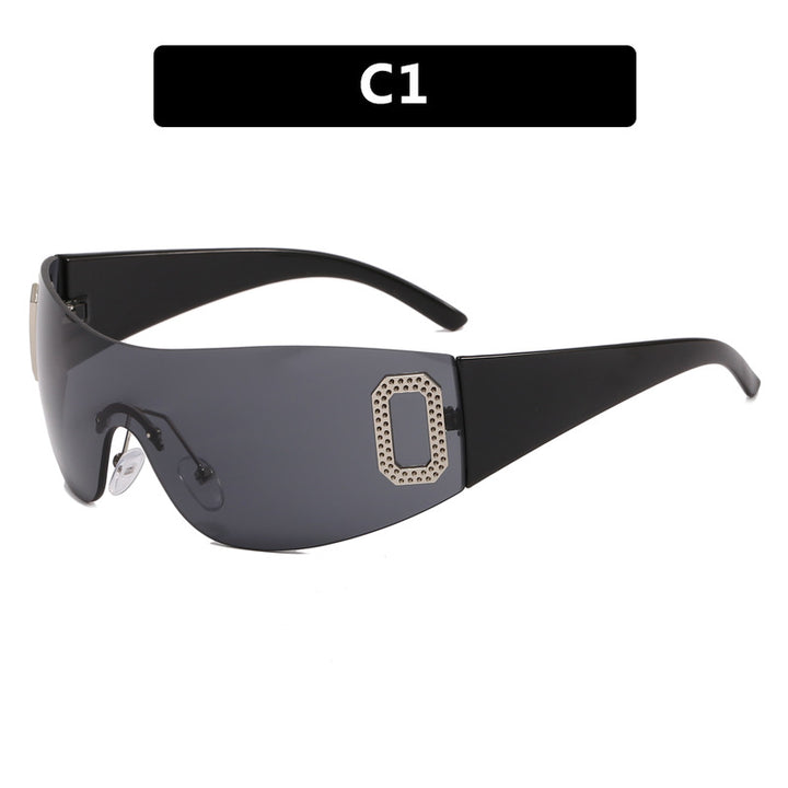 Ladies sporty fashionable sunglasses with elegant design and UV protection Bowlift