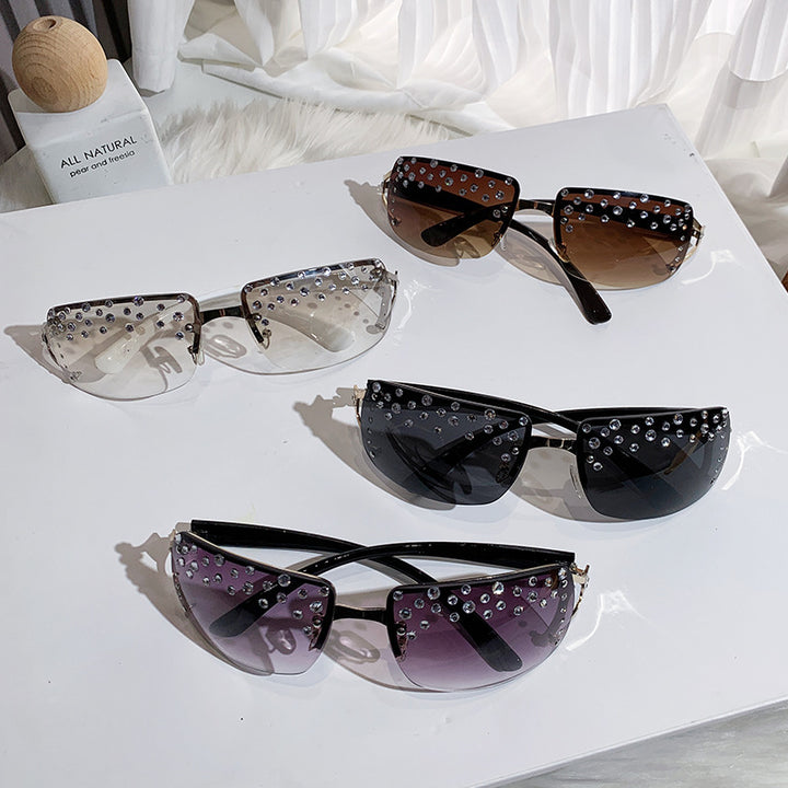 Women's Glamorous Sunglasses with Glitter Accents Bowlift